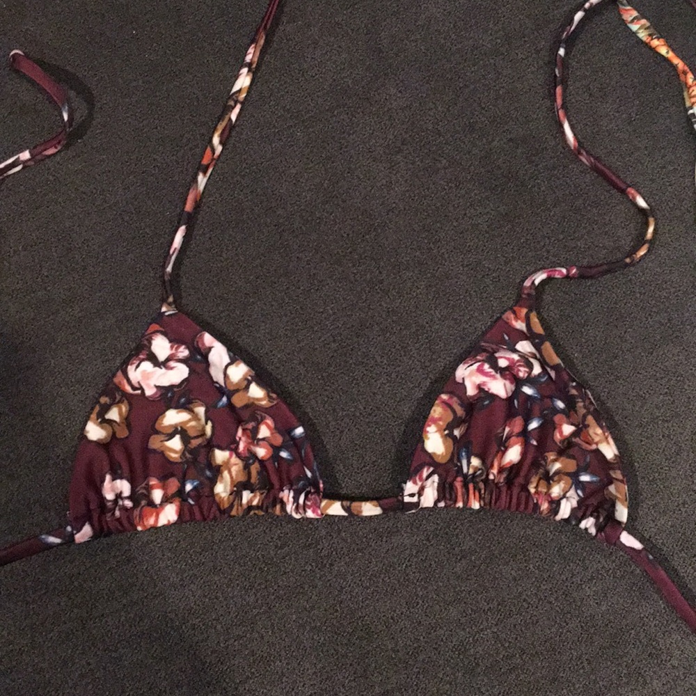 Beach Riot Floral Bikini Top Size Small